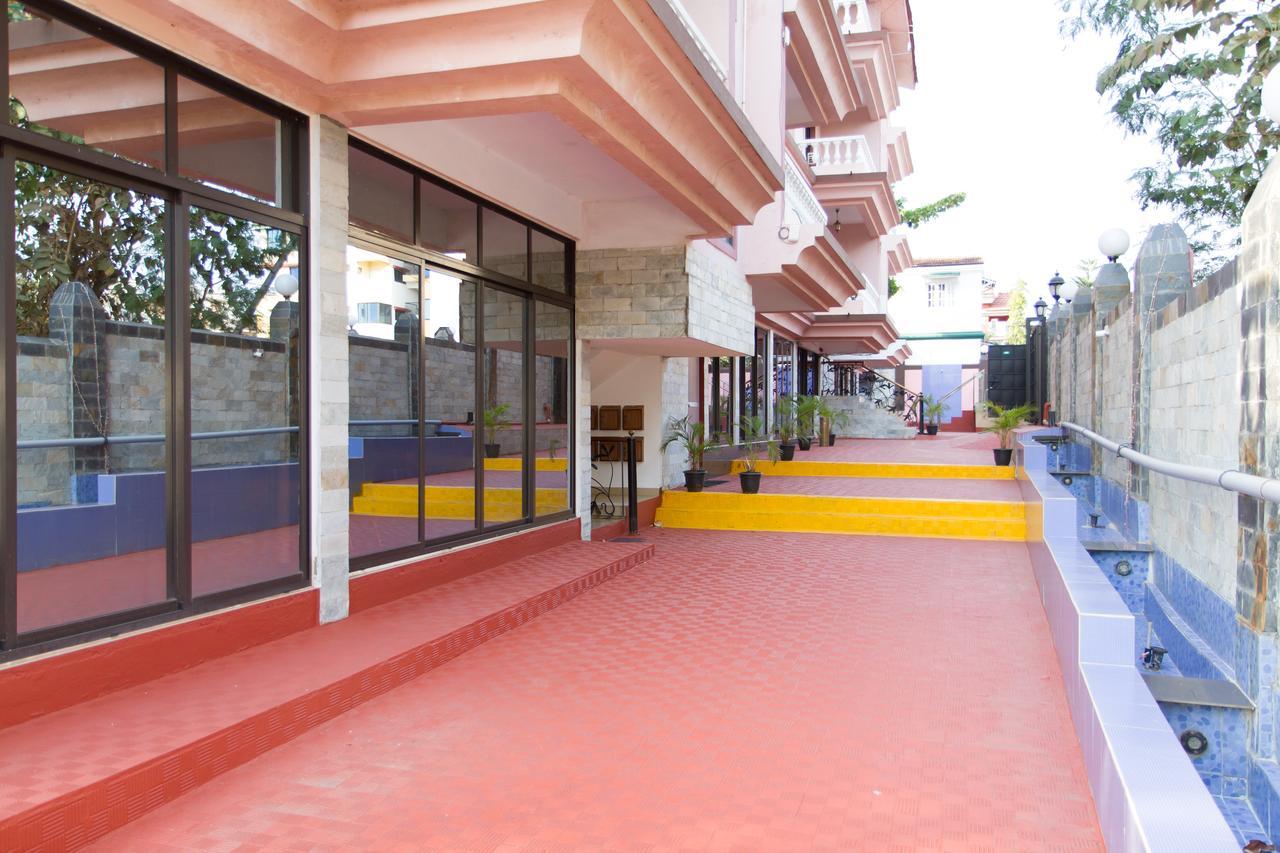 Westwood Residence Goa - The Boutique Hotel มาปูซา ภายนอก รูปภาพ